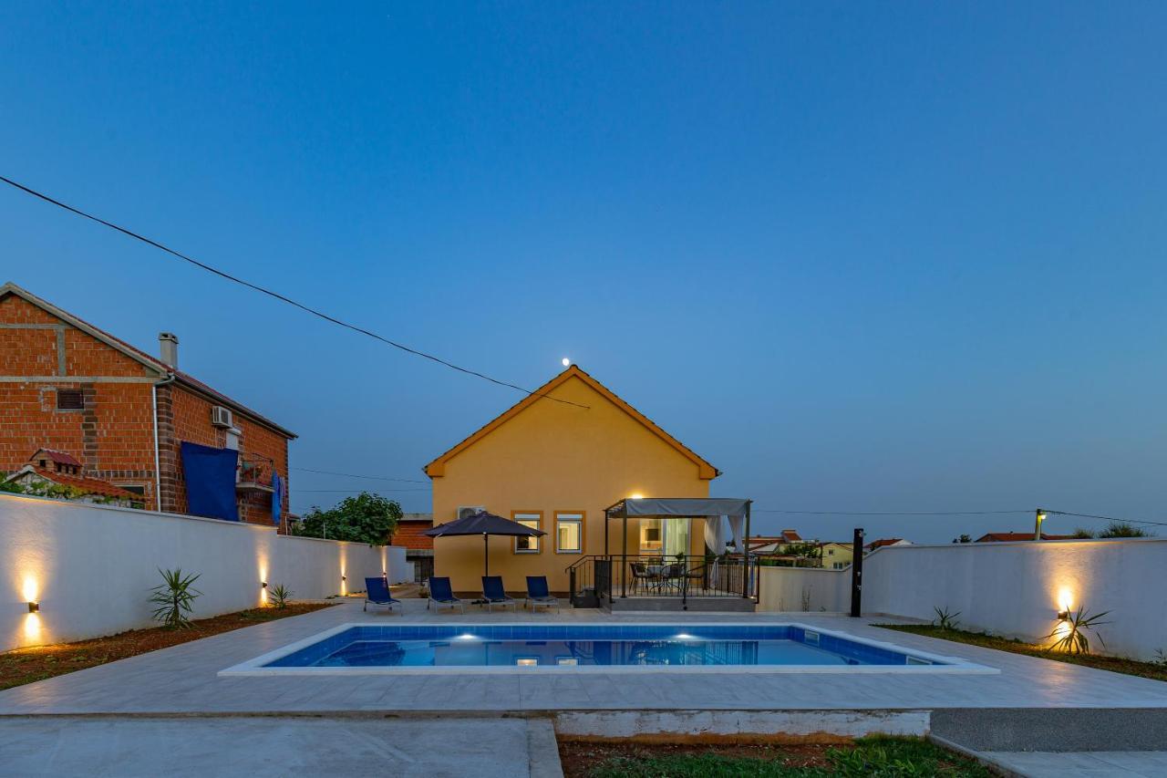 Villa Family And Friends Private Heated Pool With Jacuzzi Zadar Exterior foto